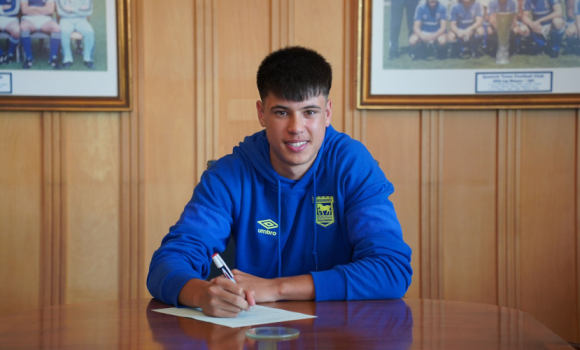 Youngster Boswell Celebrates Birthday By Signing First Pro Deal ...